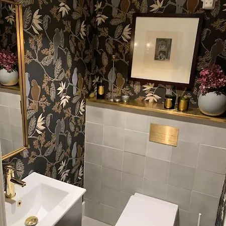 Big 10 Min Walk From Citycenter-swimmingpool *